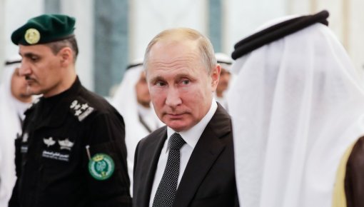 В Германии сравнили, как Саудовская Аравия встретила Владимира Путина и Байдена