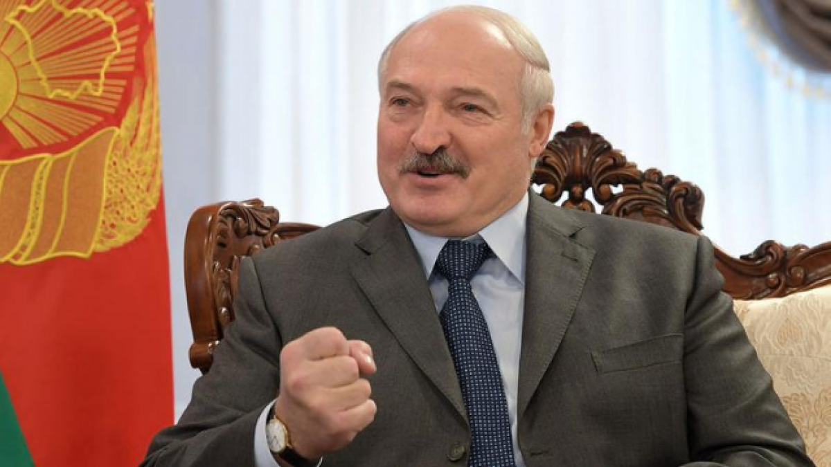 Лукашенко сообщил, что переболел коронавирусом