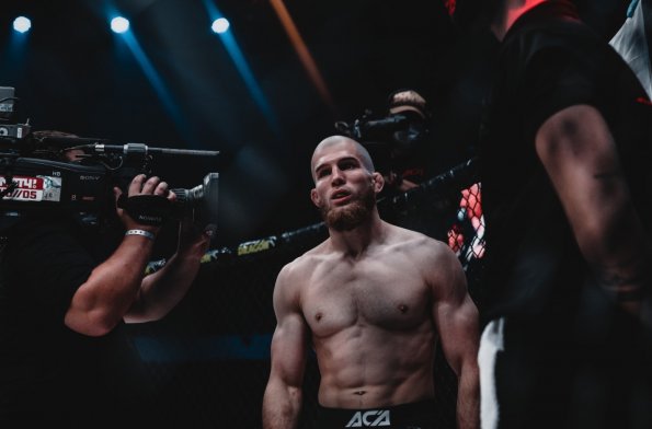 Юсуф Раисов готов подраться на UFC 267 в Абу-Даби