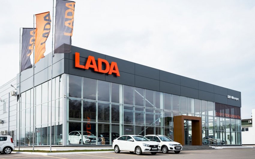 Глава "АвтоВАЗа" Николя Мор заявил, что цены на модели LADA достигнут 1,2 млн рублей