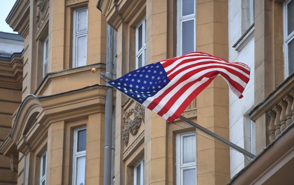 Количество сотрудников посольства США в России уменьшится до 120 человек с 1 августа