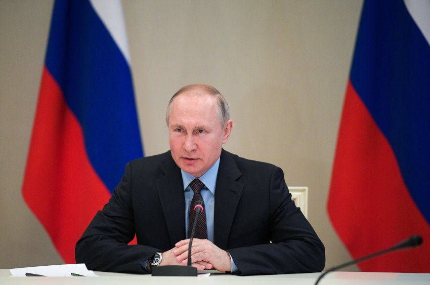 Путин заявил о возвращении эпидемии коронавируса и призвал ускорить темпы вакцинации