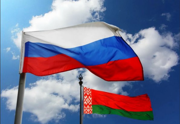 В новой Конституции Белоруссии есть статьи, которые не порадуют РФ