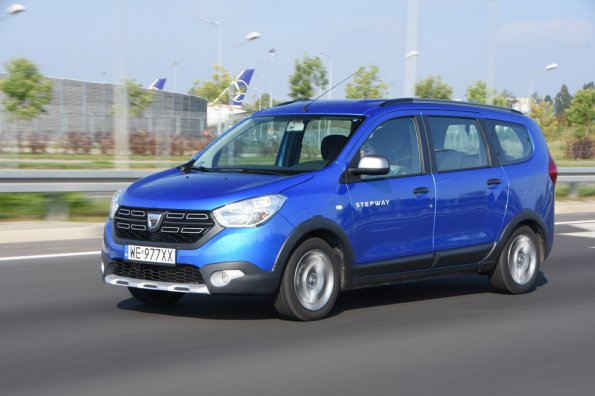 Новый 7-местный компактвэн Dacia Lodgy презентуют в сентябре 2021 года на автосалоне IAA в Мюнхене