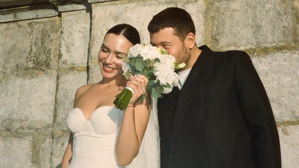Певица Ольга Серябкина показала фото со свадьбы в Альпах