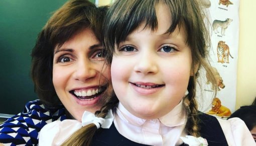 «Дай Бог мне терпения»: Светлана Зейналова рассказала об истериках дочери с аутизмом