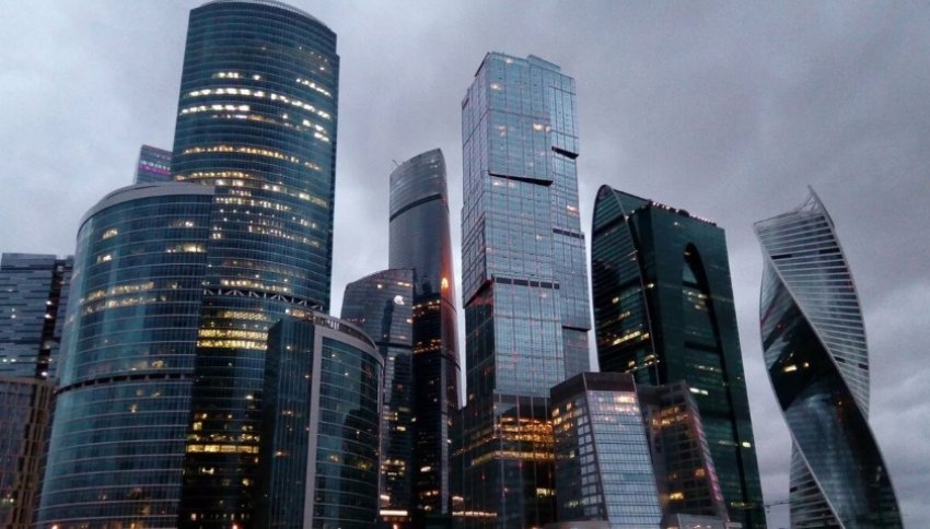 Появилось видео съемок порно в небоскребе «Москва-Сити», на которые жалуются сотрудники