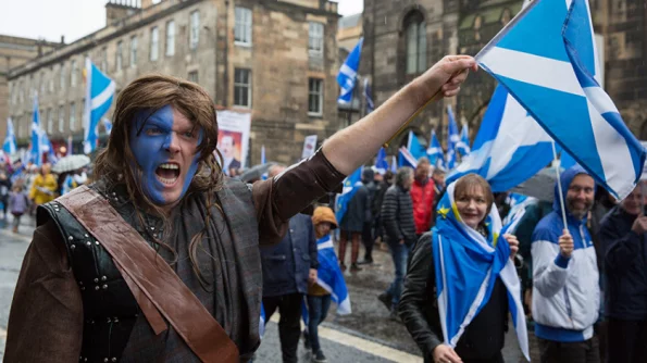 Шотландия готова отделиться от Великобритании и снова вступить в ЕС