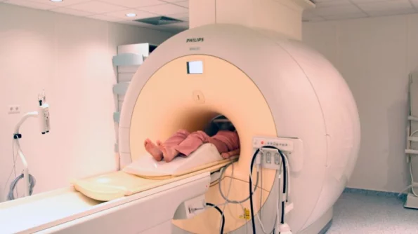 Дубровская: чем отличается КТ от МРТ, можно ли с их помощью проверить всё тело на рак