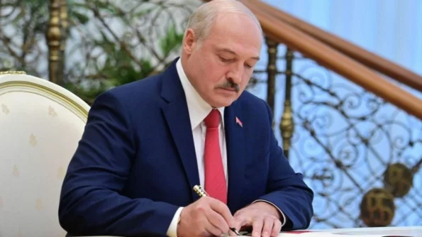 Лукашенко рассказал об интересе Запада к Украине