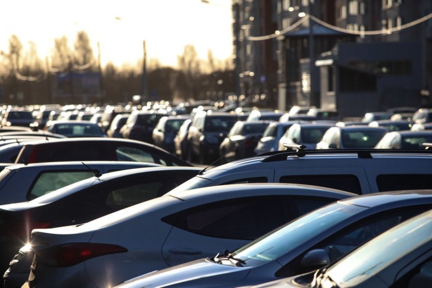 Продажи авто в Северной столице поднялись на 60% за 5 месяцев 2021 года