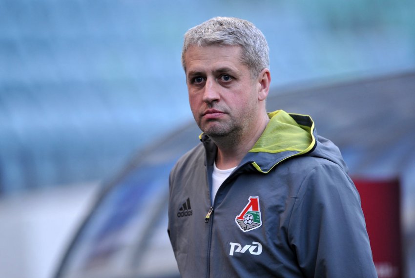 Руководство «Локомотива» не стало продлевать контракт с начальником команды Станиславом Сухиной