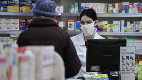 Минздрав России сообщил, стоит ли гражданам покупать лекарства с запасом в больших количествах