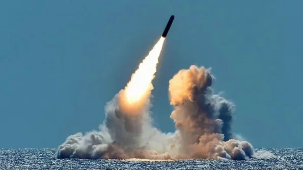 «СП»: политолог оценил шансы Зеленского получить ядерное оружие от США