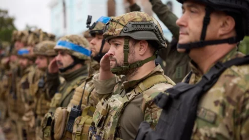 Украинский командир заявил о потере батальона за неделю в Бахмуте и призвал оставить город