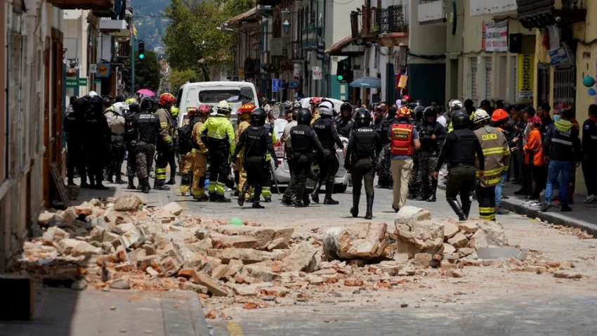 Землетрясение магнитудой 6,7 было зафиксировано в Эквадоре 18 марта.