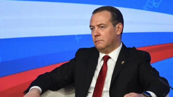 Медведев заявил, что Украина является частью России