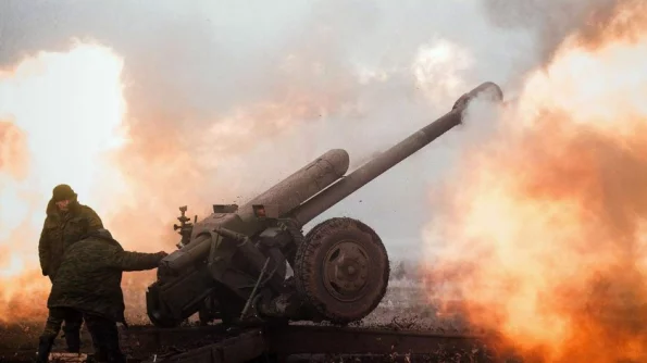 МК: российские артиллеристы ночью нанесли удар по скоплению техники ВСУ под Херсоном