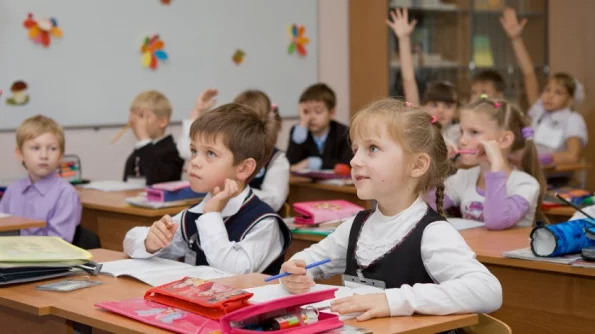 Дети украинских беженцев столкнулись со сложностями с обучением в Чехии