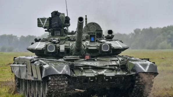 Командование ВСУ заявило о захвате украинскими военными 15 российских танков Т-90 "Прорыв"