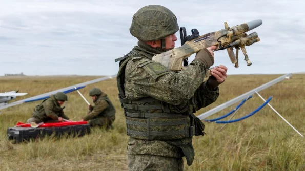 "Прошу репоста!": Рогозин предупредил бойцов в зоне СВО о новой смертельной опасности