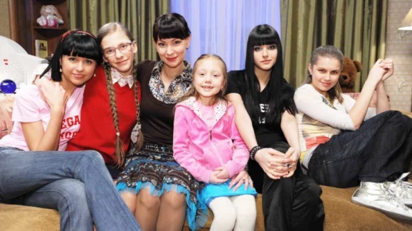 Гришаева расстроилась из-за отсутствия Сиваевой и Мельниковой на съемках "Папиных дочек"