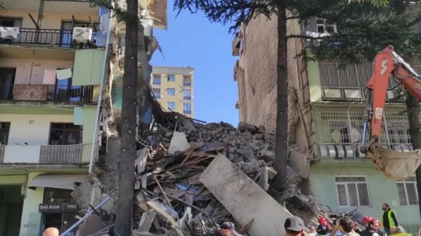 "Лучше повременить": астролог предупредила о новых землетрясениях в Турции