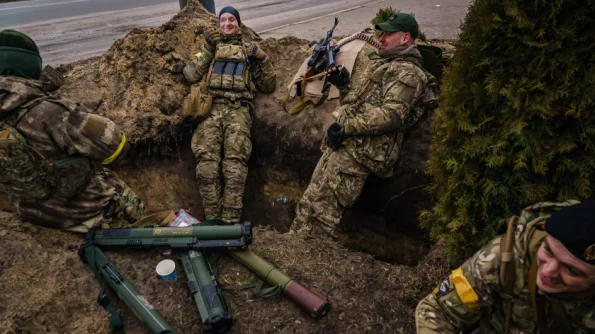 РВ: Бойцы ВСУ минируют тела своих погибших сослуживцев перед уходом с позиций