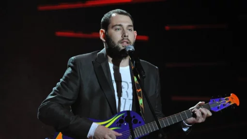 Солист группы Би-2 Лева повеселился на концерте критикующего Россию шоумена Семена Слепакова
