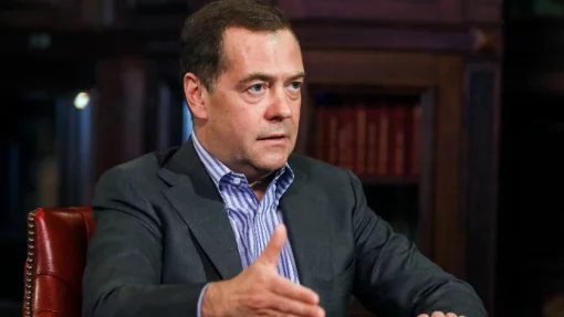 ТАСС: Медведев озвучил намерение увеличить призывно-контрактную армию до 1,5 млн человек