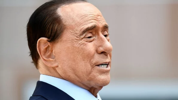 СМИ Италии сообщили о госпитализации Берлускони