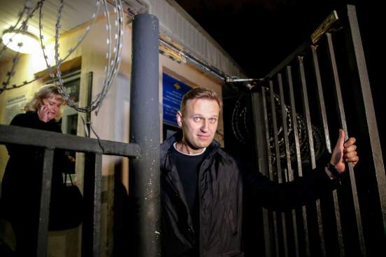 Путин в ходе видеоконференции разъяснил Макрону и Меркель ситуацию по делу Навального