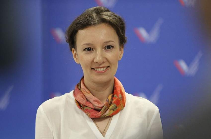 Анна Кузнецова одобрила предложение повысить количество детей в отрядах лагерей