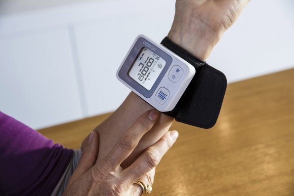 Huawei объявила, что выпустит умные часы с поддержкой измерения артериального давления