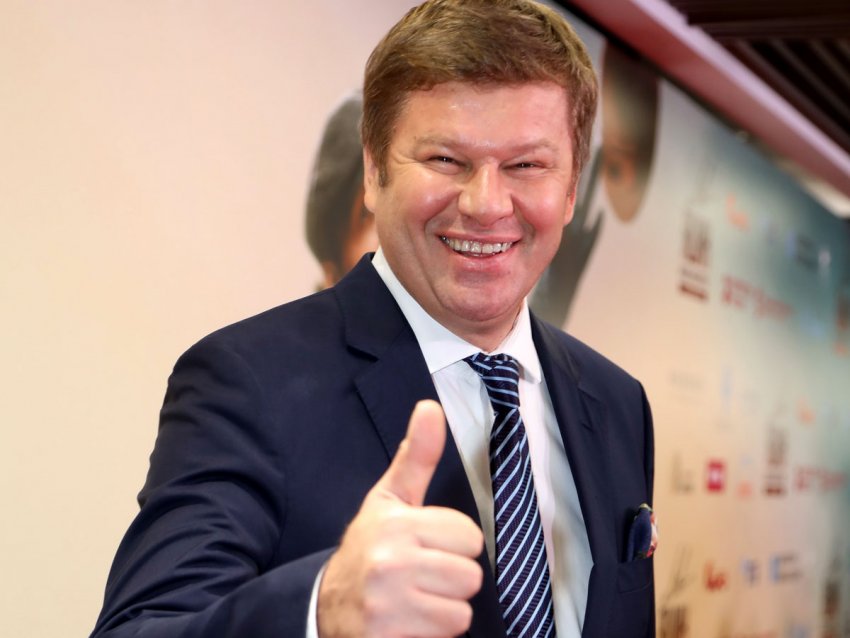Губерниев обрадовался, что Баста не предложил Нурмагомедову стать министром внутренних дел