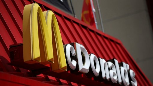 McDonald's продолжит работу в России под новым брендом в середине июня