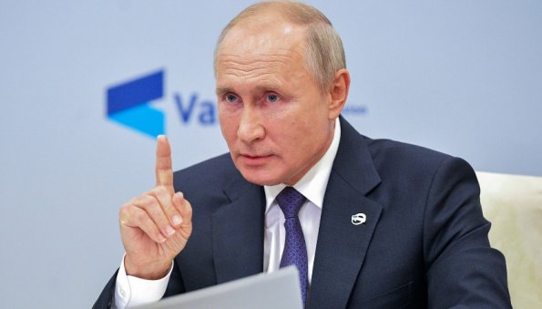 Владимир Путин объявил о поднятии МРОТ на 10% с 1 июня