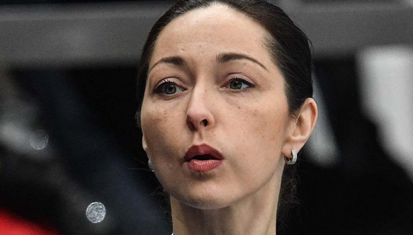 Тренер по фигурному катанию Анжелика Крылова рассказала, почему вернулась из США в Россию