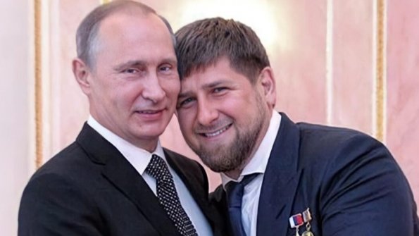 Песков о критике Кадырова в его адрес: Это по-дружески