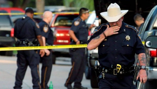 Фото из Техаса, где парень открыл стрельбу в начальной школе