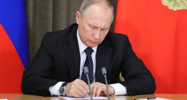 Путин подписал указ об обязательной продаже 50% валютной выручки для экспортеров