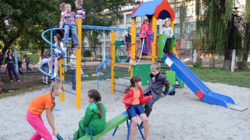 В Москве на детской площадке ребёнка заставляли кричать "Слава Украине"