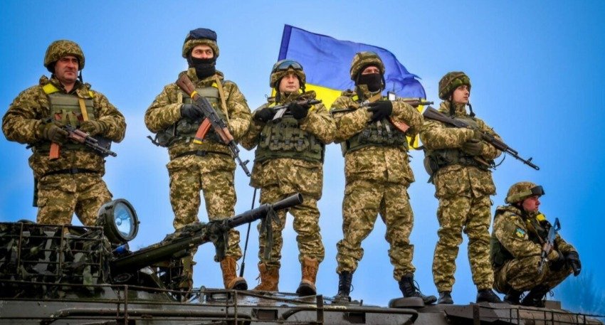 Минобороны РФ: Раненых украинских солдат с "Азовстали" вывозят в ДНР