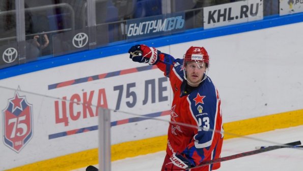 Шведский хоккеист, покинувший ЦСКА из-за спецоперации, обвинил русских в алчности