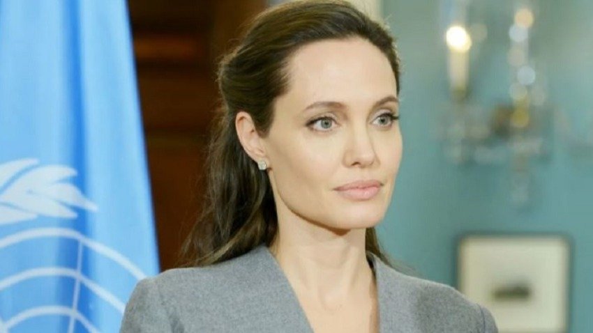 Писатель Захар Прилепин обвинил Анджелину Джоли во лжи