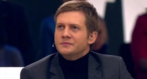 Телеведущий Корчевников заплакал в прямом эфире, когда рассказывал про пострадавшую девочку