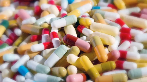 CNN: Разработан антибиотик, который сможет бороться даже со смертельными супербактериями