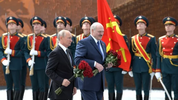Александр Лукашенко не стал поздравлять белорусов с Днем Победы