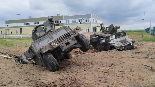 РВ: Показаны кадры уничтоженной бронетехники НАТО ВС Украины на погранпункте "Грайворон"