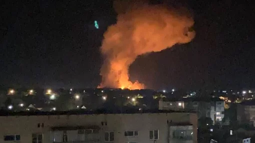 В Киеве после налета ударных БПЛА "Герань" полыхает пожар